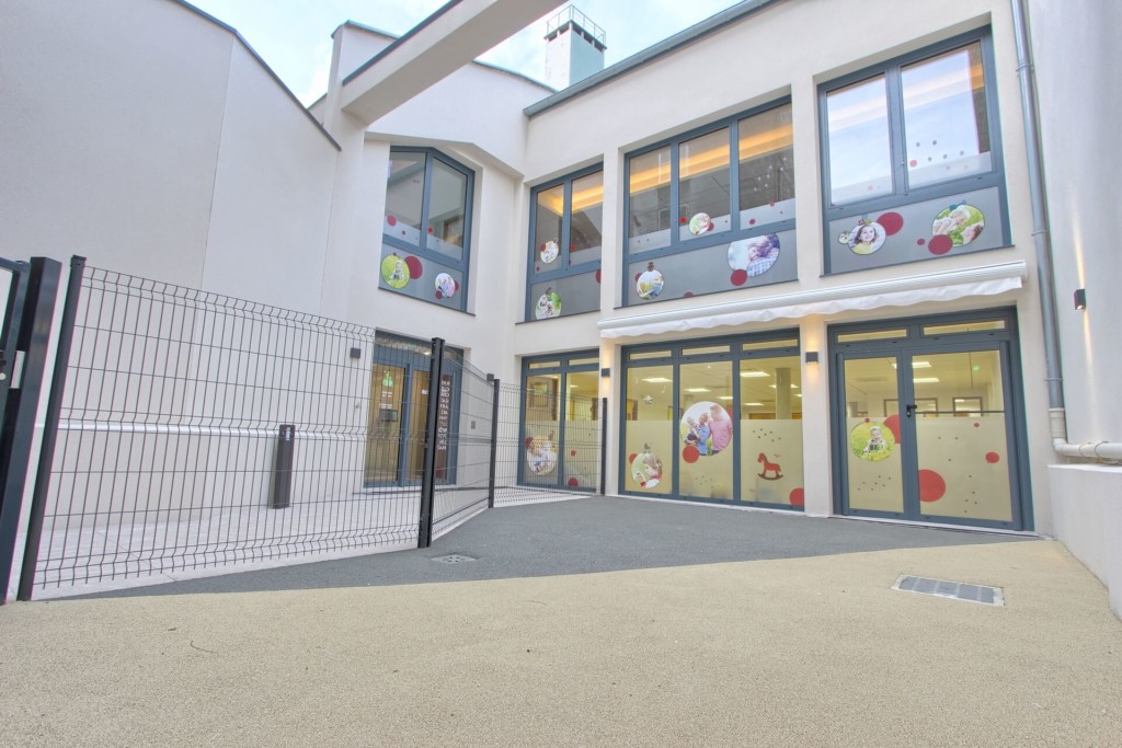Creche Les Petites Canailles Pre Saint Gervais