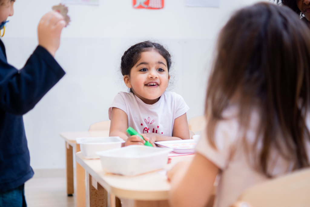 Les Petites Canailles - enfants en crèche