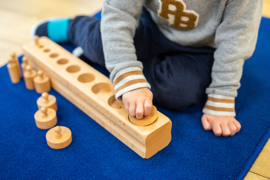 Développer l'autonomie de 3 à 6 ans selon la pédagogie Montessori