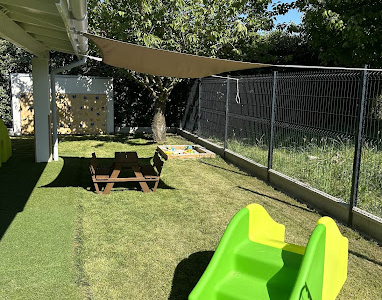 Micro crèche Les Crèches Câlines