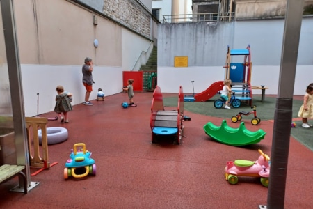 Crèche à Boulogne Billancourt - Boules et Billes